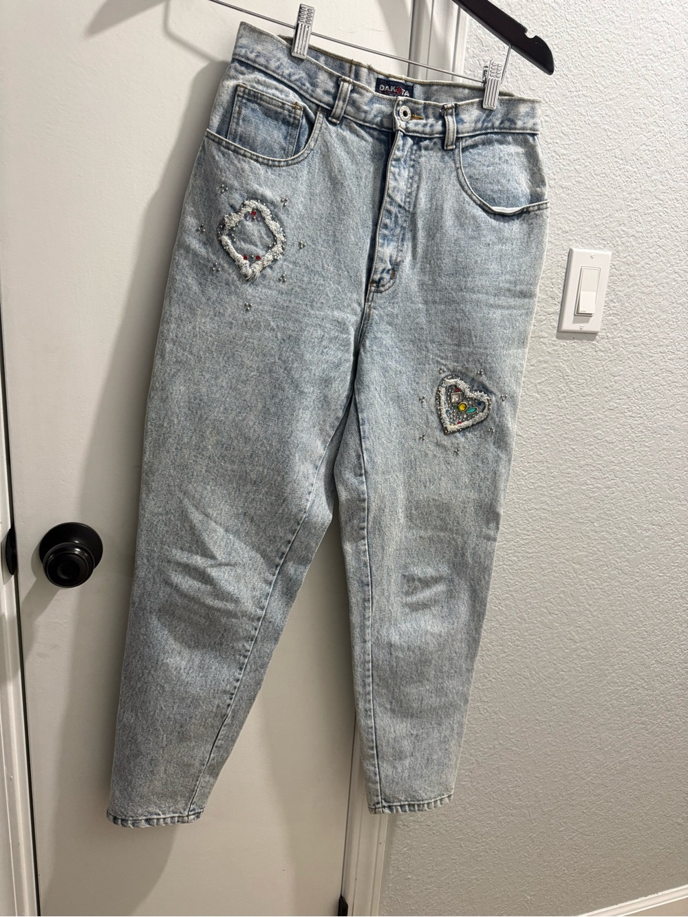 VINTAGE 90s DAKOTA BLUE EMBELLISHED JEANS